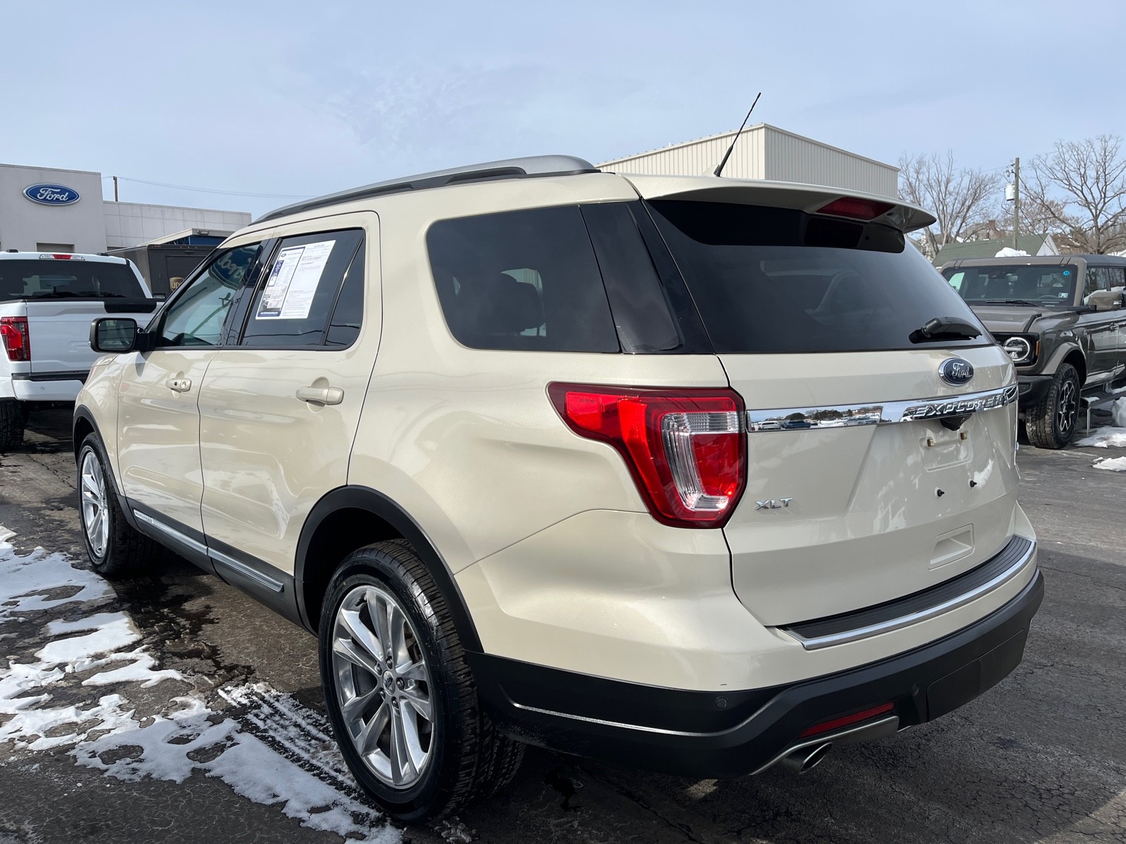 Used 2018 Ford Explorer XLT with VIN 1FM5K8D87JGA53233 for sale in Waynesburg, PA