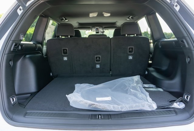 2025 Jeep Grand Cherokee Laredo X photo 5