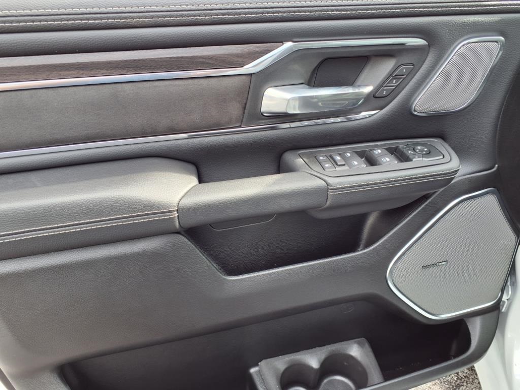 2026 Ram 1500 Laramie photo 5