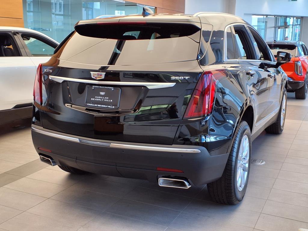 2025 Cadillac XT5 Luxury photo 4