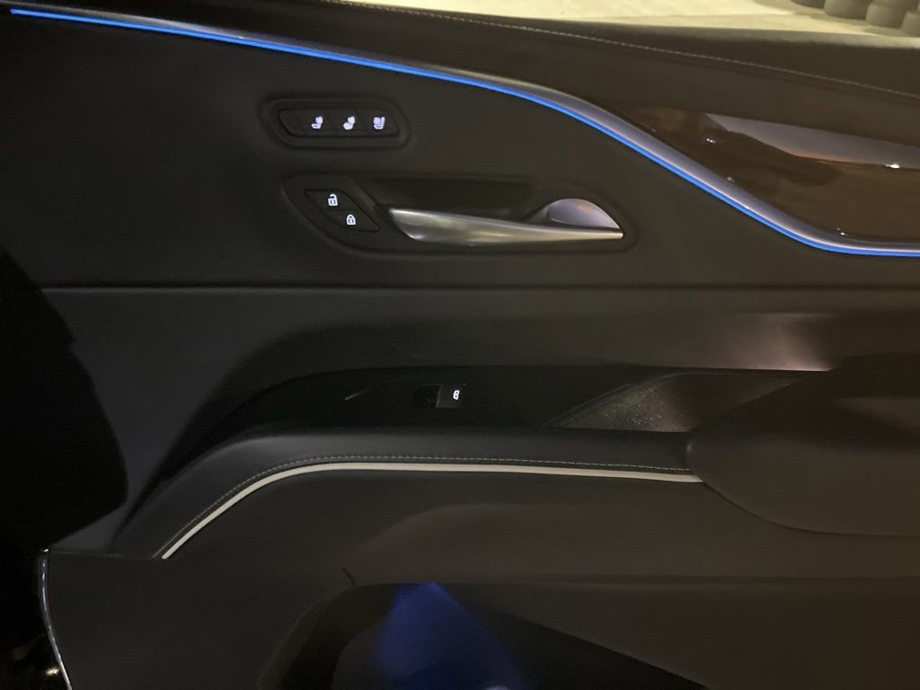 2023 Cadillac Escalade ESV Premium Luxury Platinum photo 13