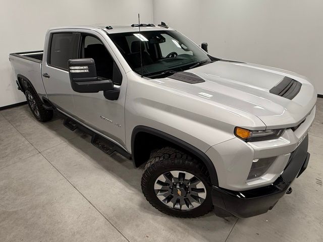 2022 Chevrolet Silverado 2500HD Custom photo 25