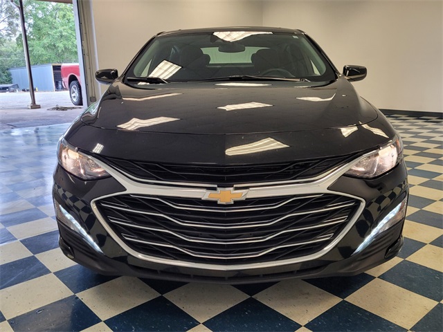 2023 Chevrolet Malibu 1LT photo 2