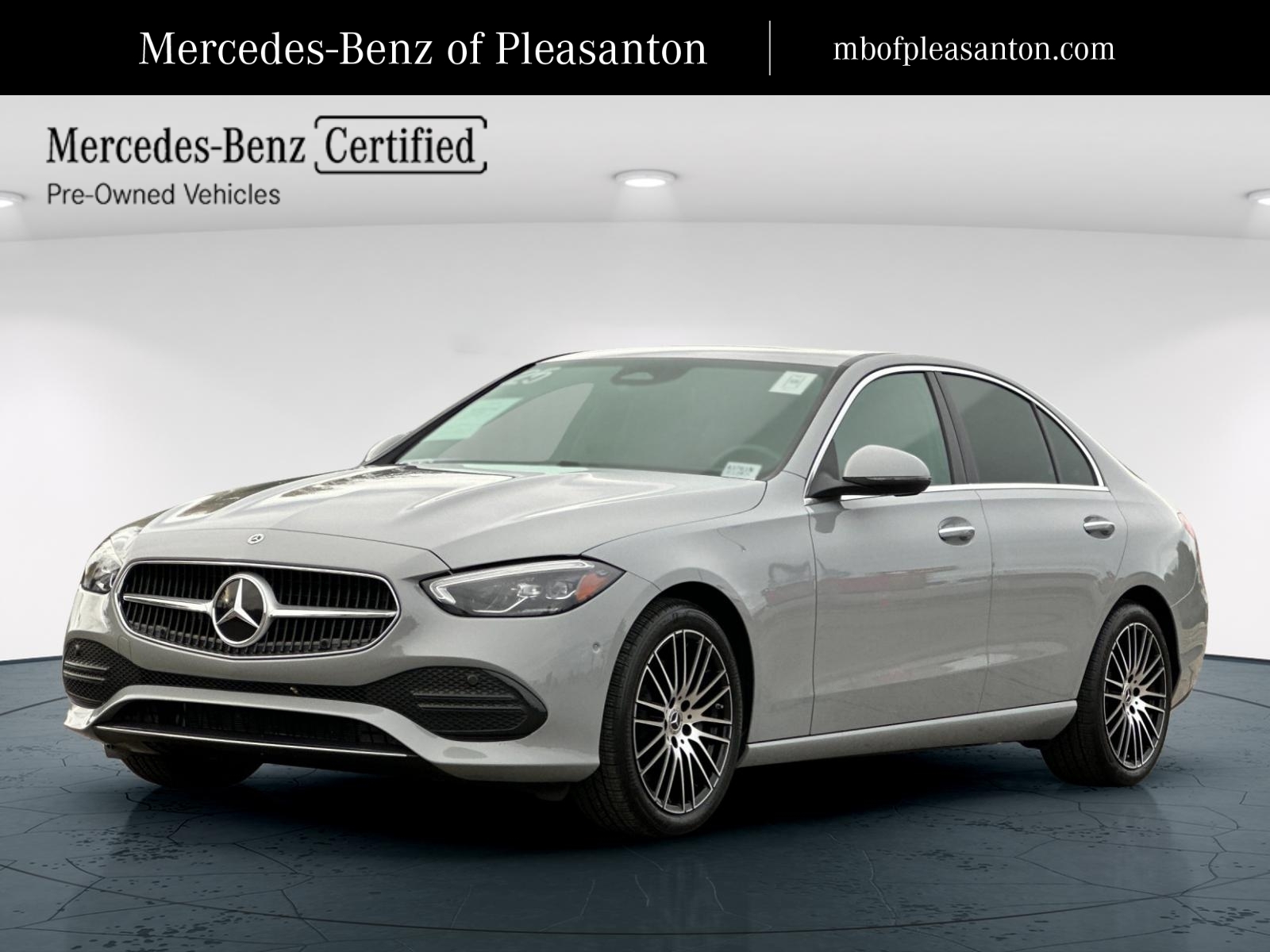 2025 Mercedes-Benz C-Class Sedan C 300's photo