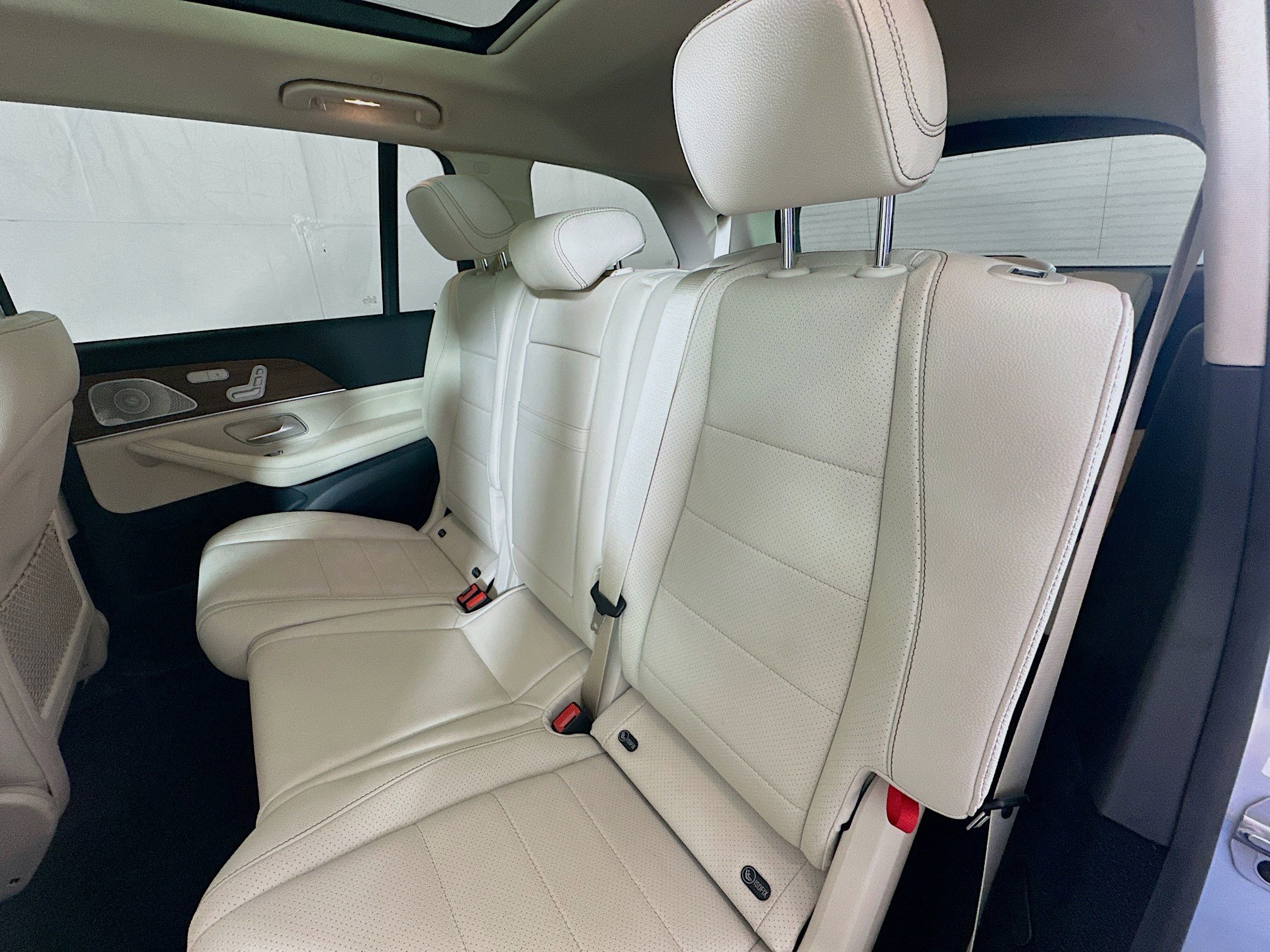 2022 Mercedes Benz GLS 450 4MATIC photo 25