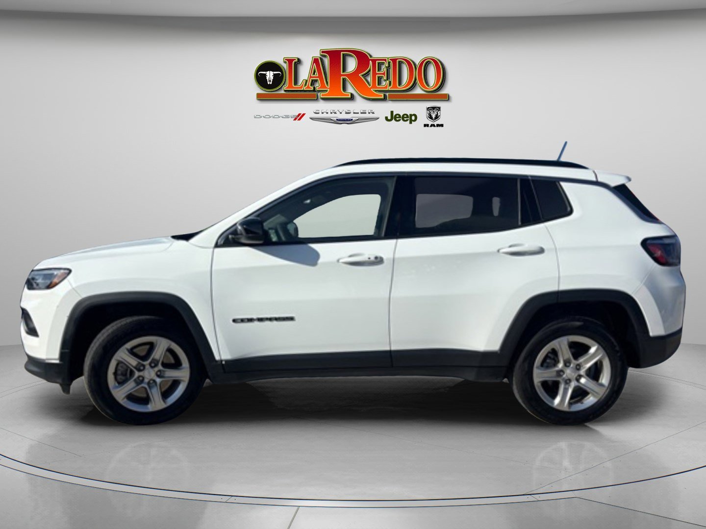 2024 Jeep Compass Latitude photo 4