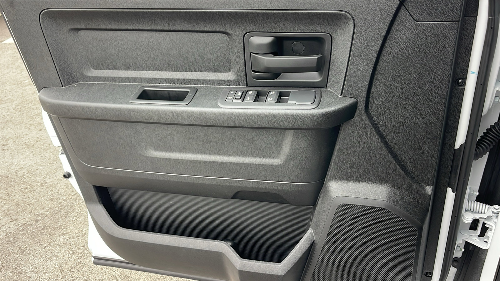 2025 Ram 2500 Tradesman photo 25