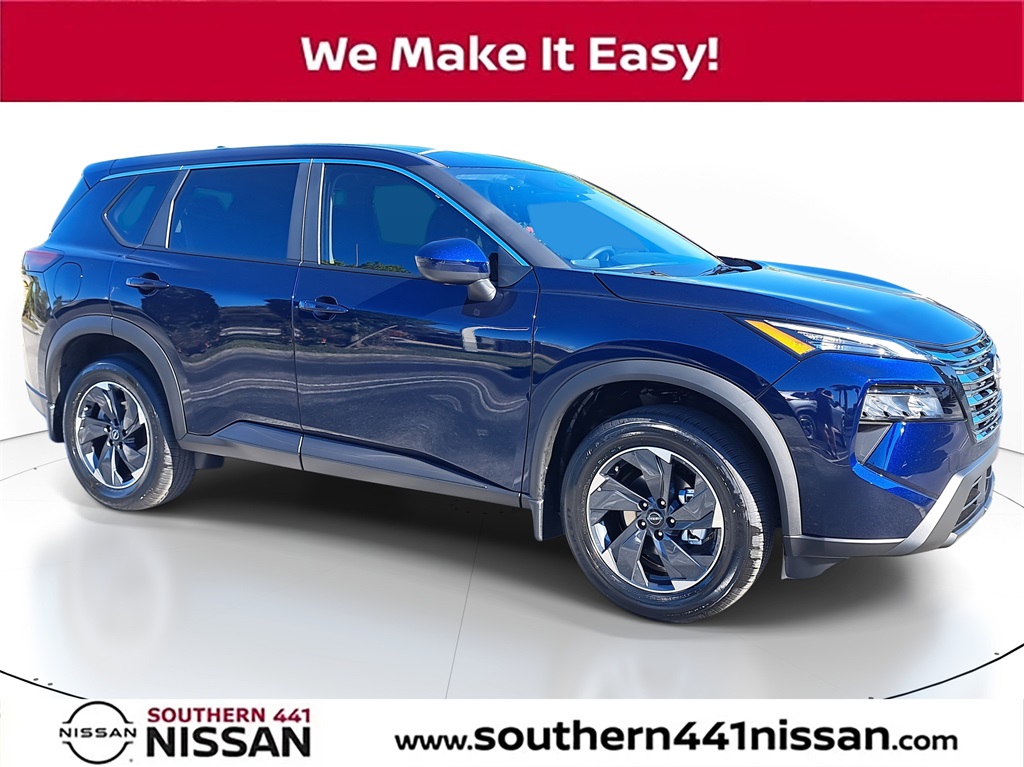 2026 Nissan Rogue SV's photo