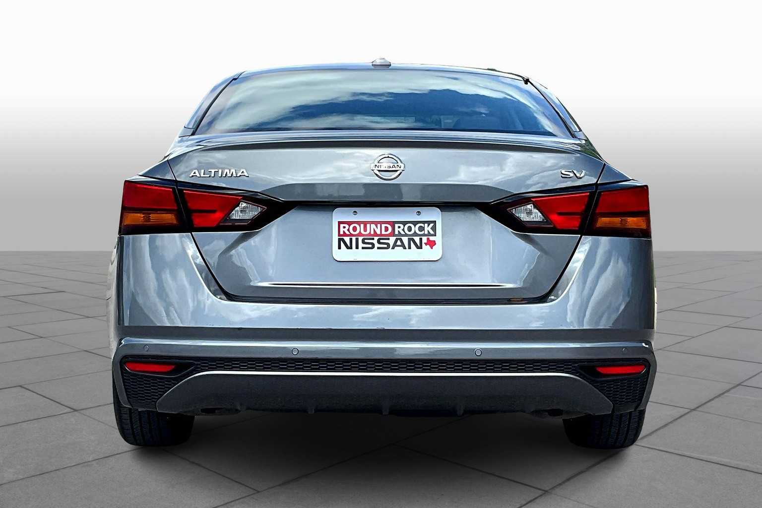 2022 Nissan Altima 2.5 SV photo 4