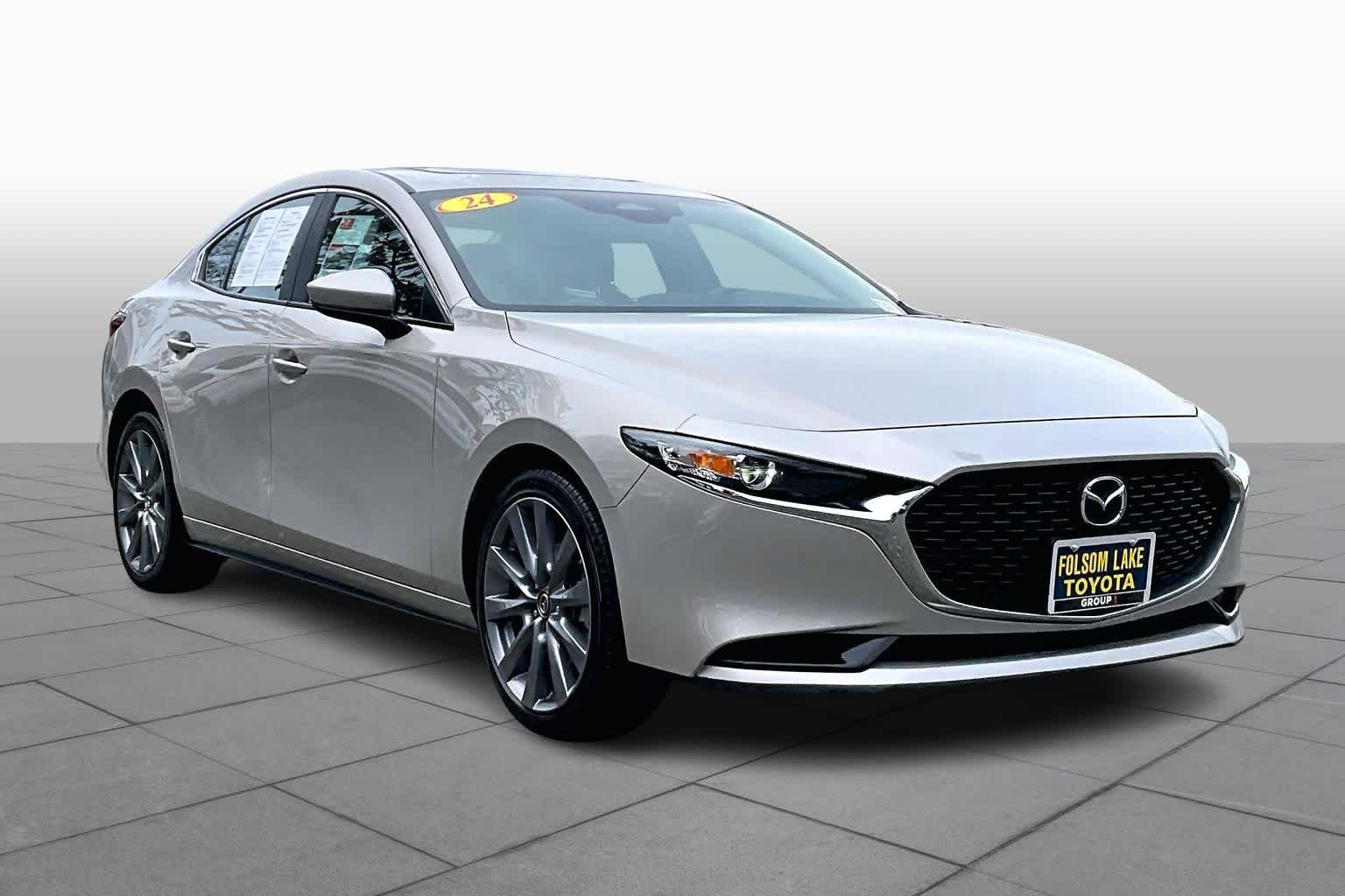 2024 Mazda Mazda3 2.5 s Preferred photo 2