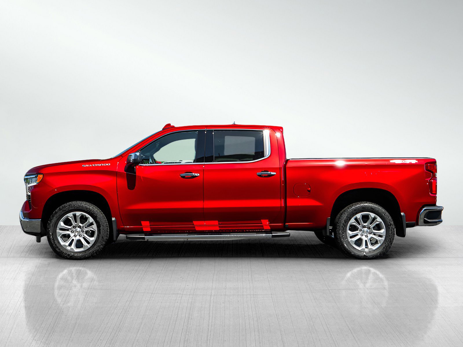2025 Chevrolet Silverado 1500 LTZ photo 3