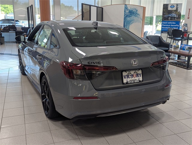 2026 Honda Civic Sport photo 2