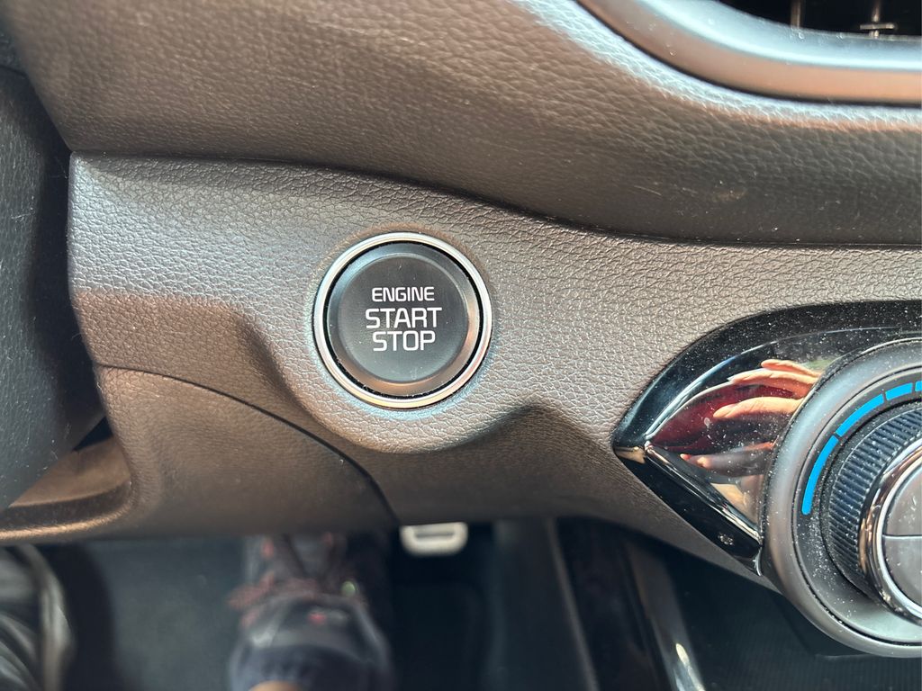2023 Kia Forte GT-Line photo 29