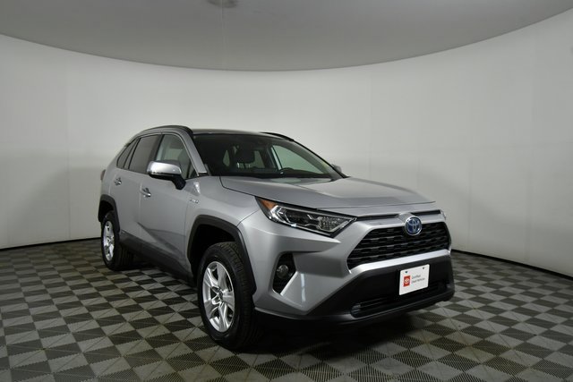 2021 Toyota RAV4 Hybrid XLE photo 7