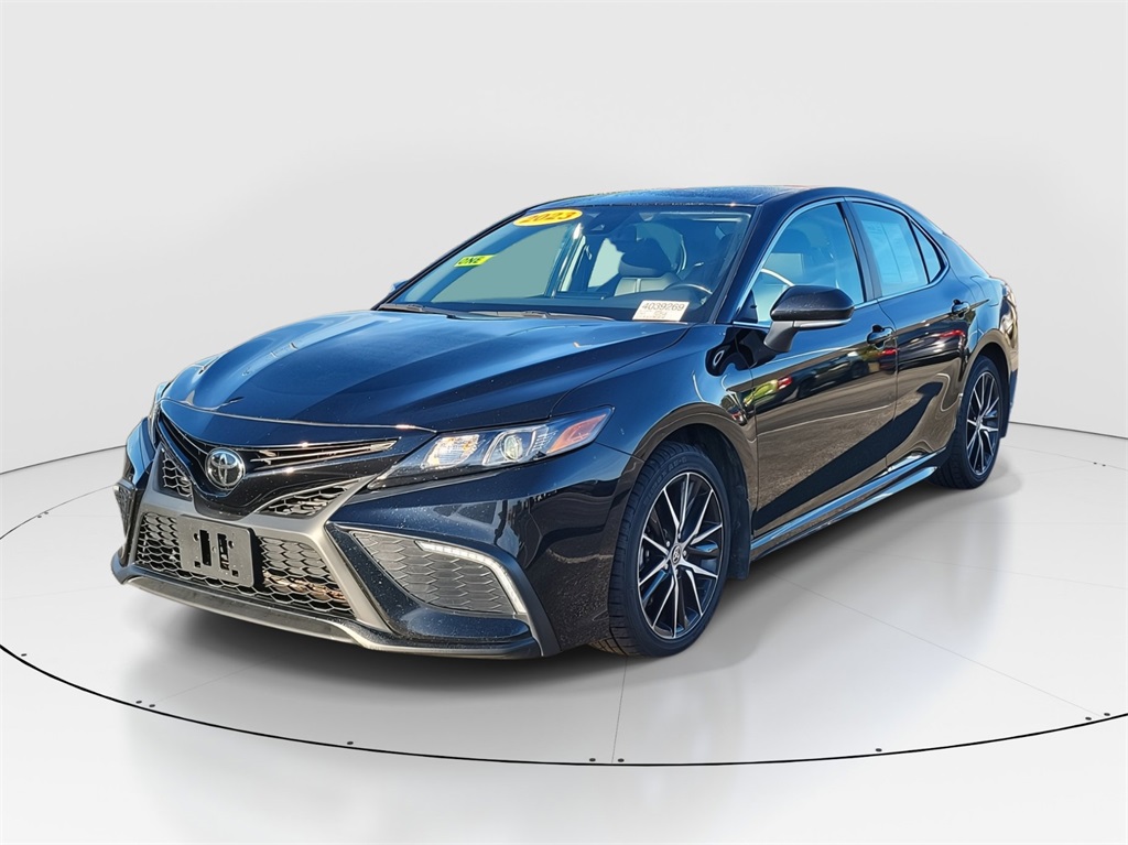 Used 2023 Toyota Camry SE with VIN 4T1G11AK6PU824794 for sale in Hamilton, OH