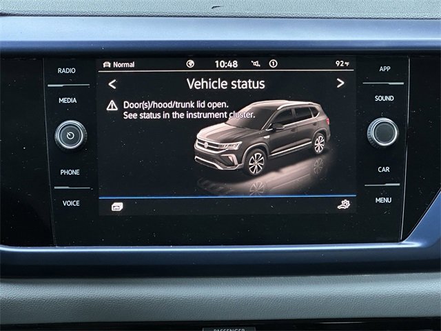 2022 Volkswagen Taos SE photo 14