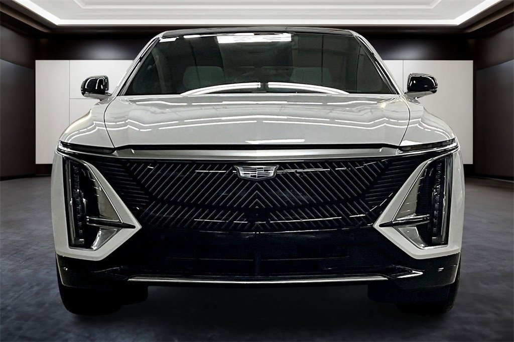 Certified 2024 Cadillac LYRIQ Luxury 1 with VIN 1GYKPPRL8RZ115734 for sale in Beachwood, OH