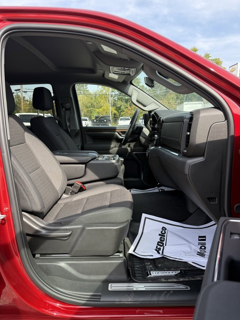 2025 Chevrolet Silverado 1500 RST photo 30