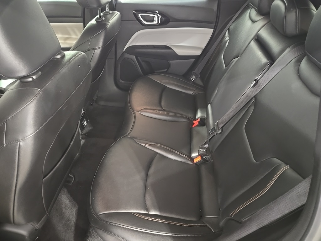 2024 Jeep Compass Limited photo 16