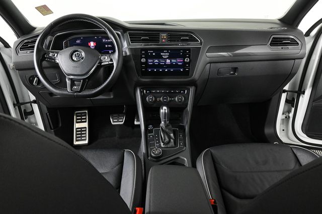 2019 Volkswagen Tiguan SEL Premium R-Line photo 18