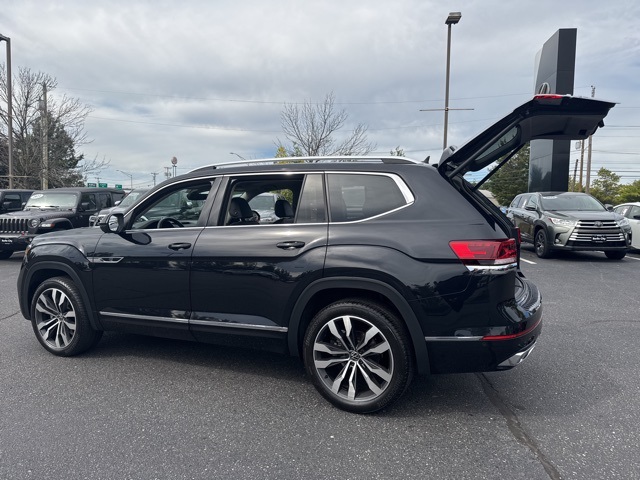 2023 Volkswagen Atlas V6 SEL Premium R-Line photo 6