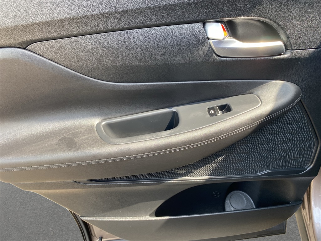 2019 Hyundai Santa Fe SE photo 20