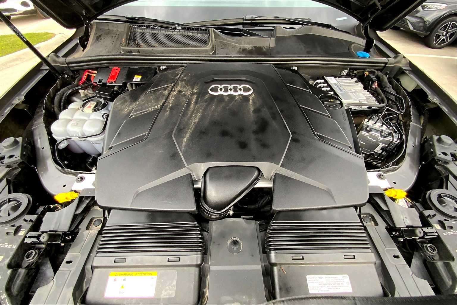 2023 Audi Q7 Premium Plus photo 25