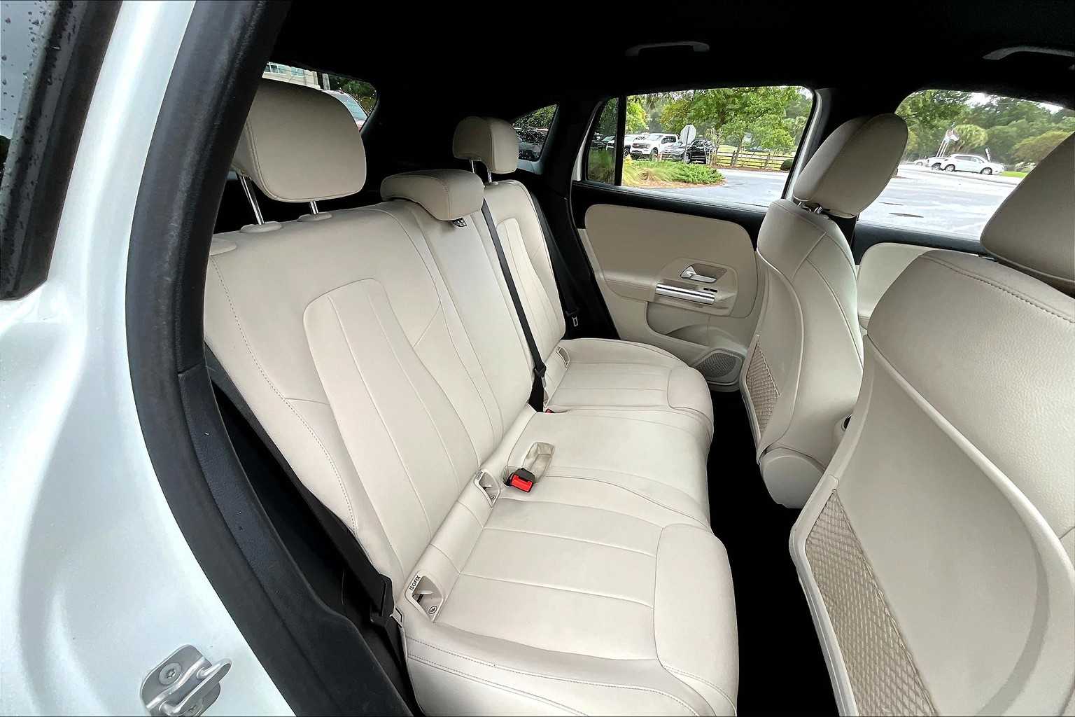 2024 Mercedes Benz GLA 250 4MATIC photo 17