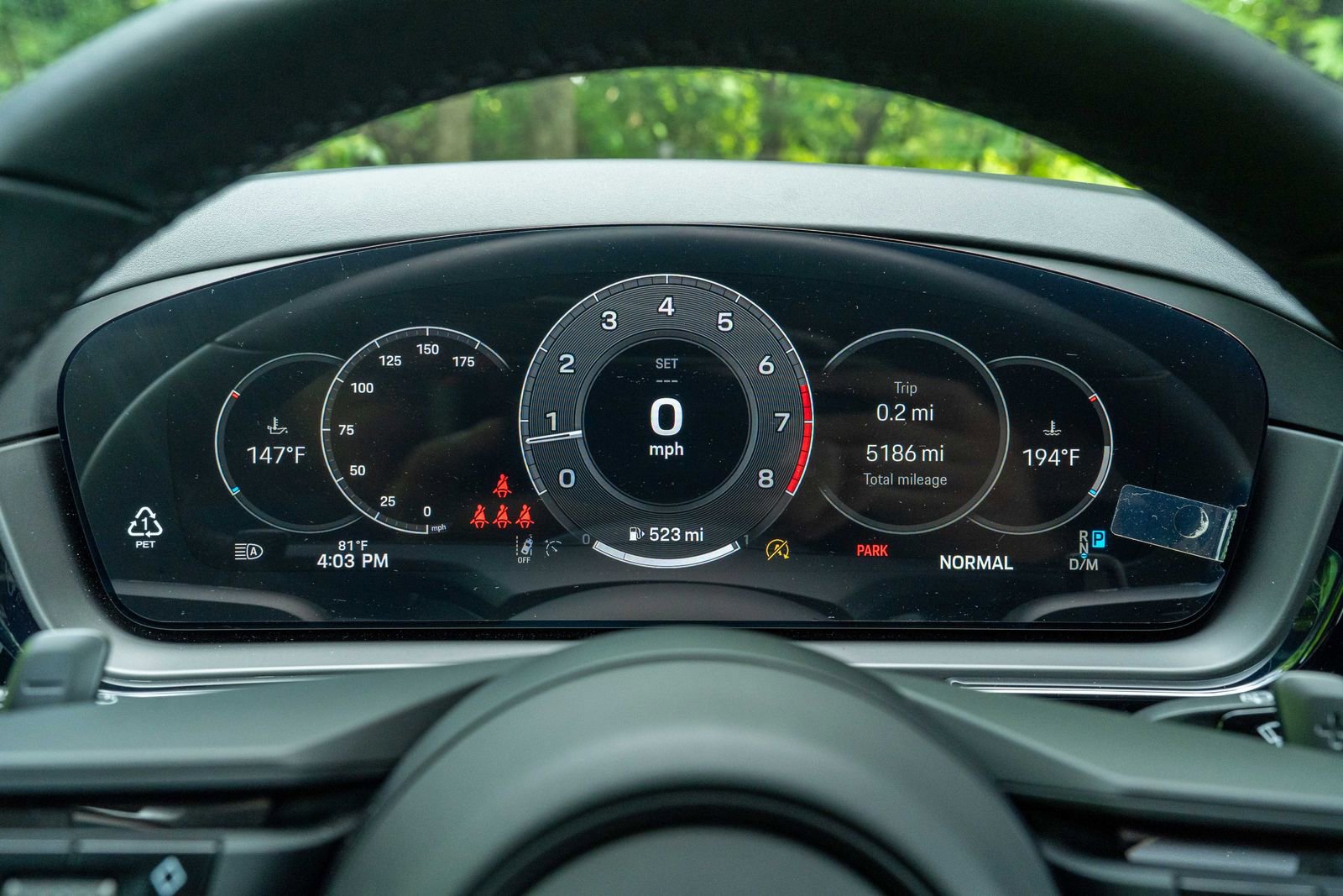 2025 Porsche Cayenne Base photo 26