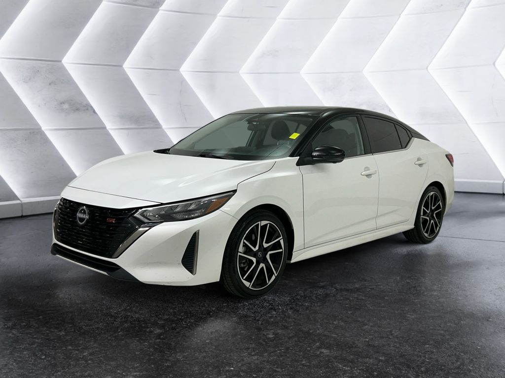 2024 Nissan Sentra SR photo 2