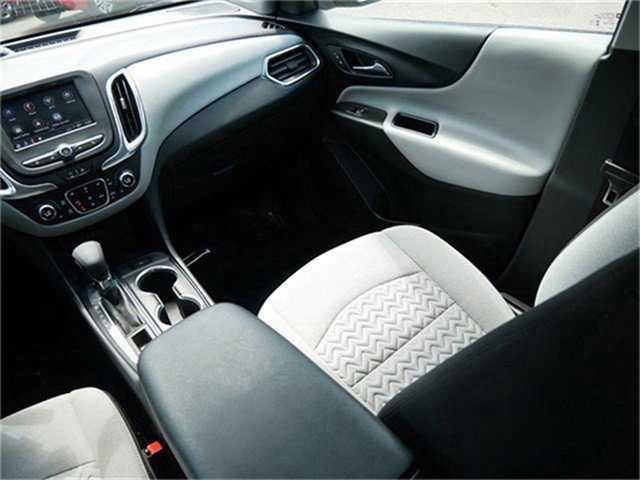 2023 Chevrolet Equinox LT photo 12
