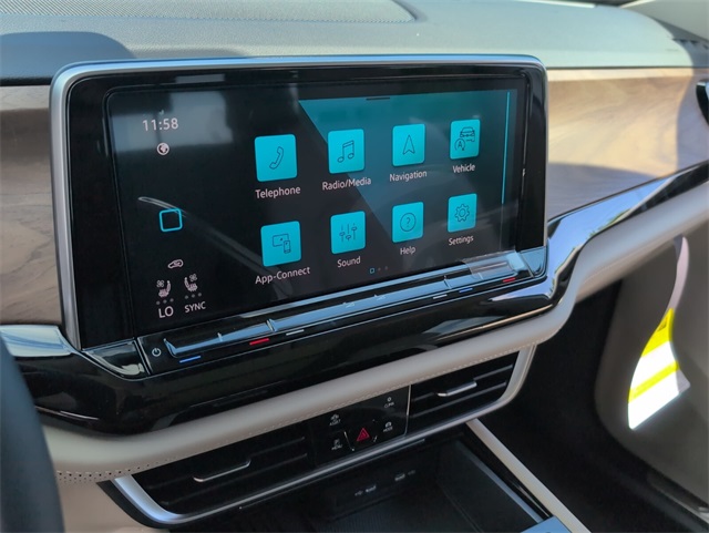 2026 Volkswagen Atlas SE Technology photo 12