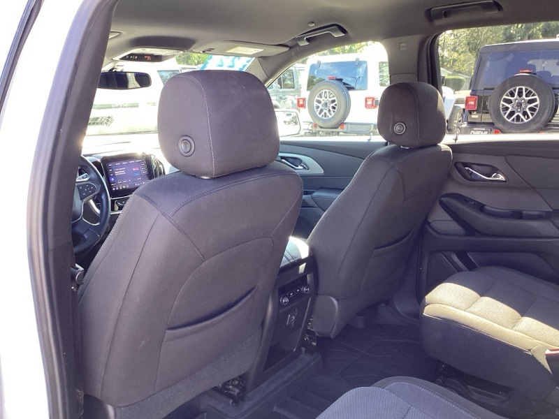2022 Chevrolet Traverse Cloth photo 15