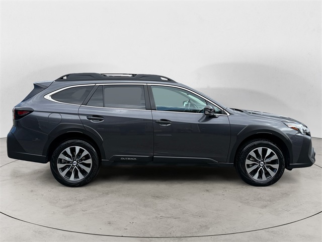 2023 Subaru Outback Limited XT photo 6
