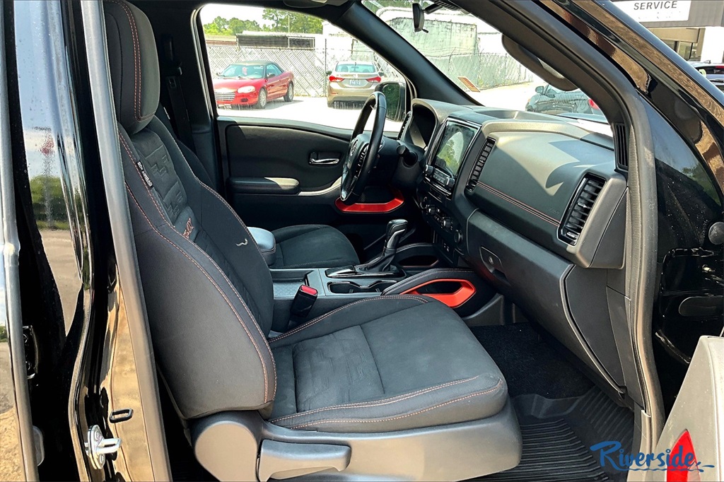 2023 Nissan Frontier PRO-4X photo 25