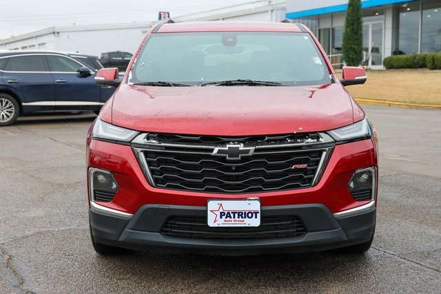 2022 Chevrolet Traverse RS photo 2