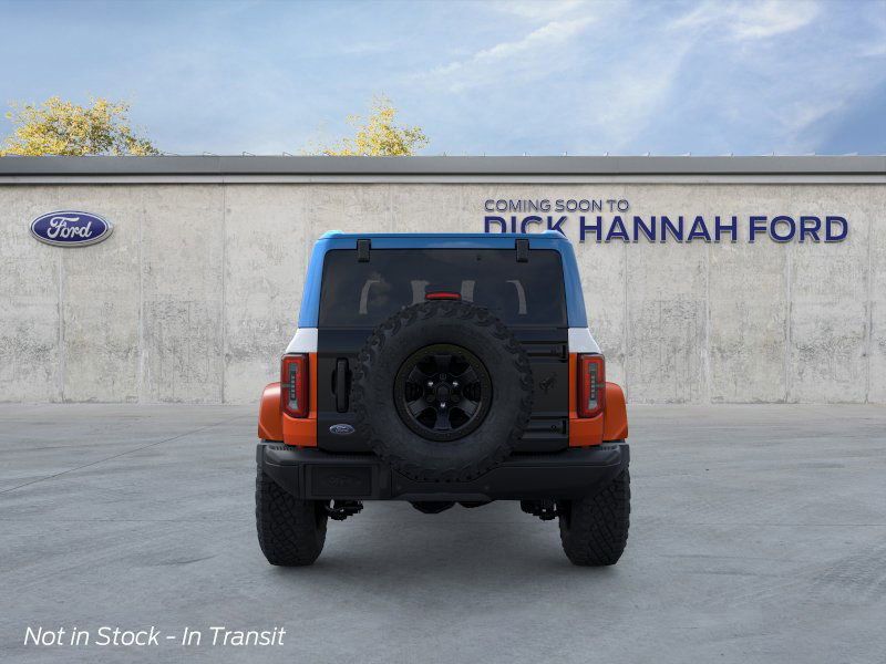 2025 Ford Bronco First Edition photo 4