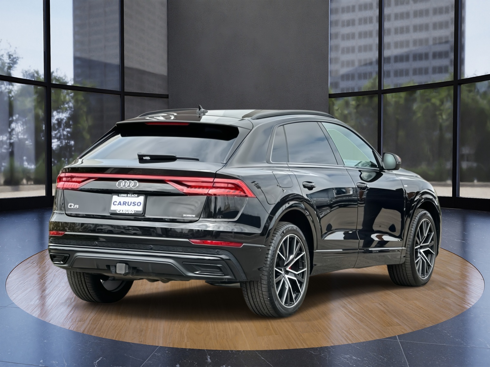 2021 Audi Q8 55 Premium Plus photo 2