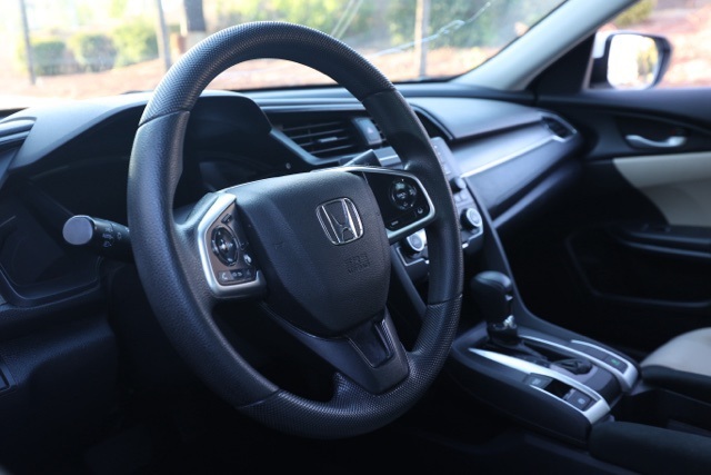 2020 Honda Civic LX photo 13
