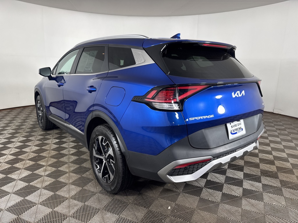 2023 Kia Sportage EX photo 4