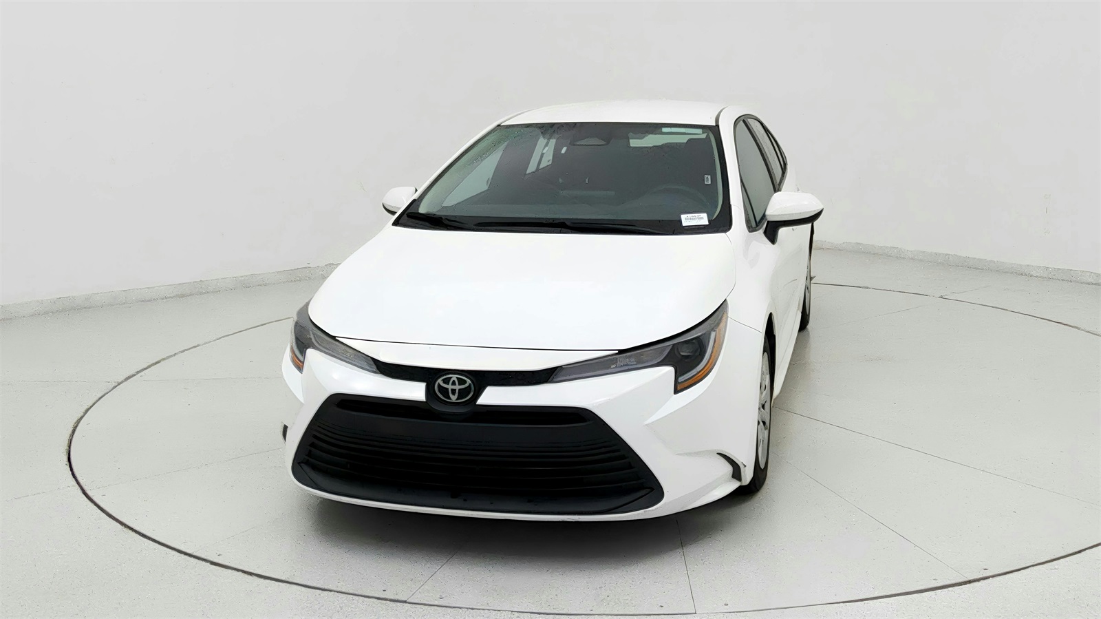 2024 Toyota Corolla LE photo 2
