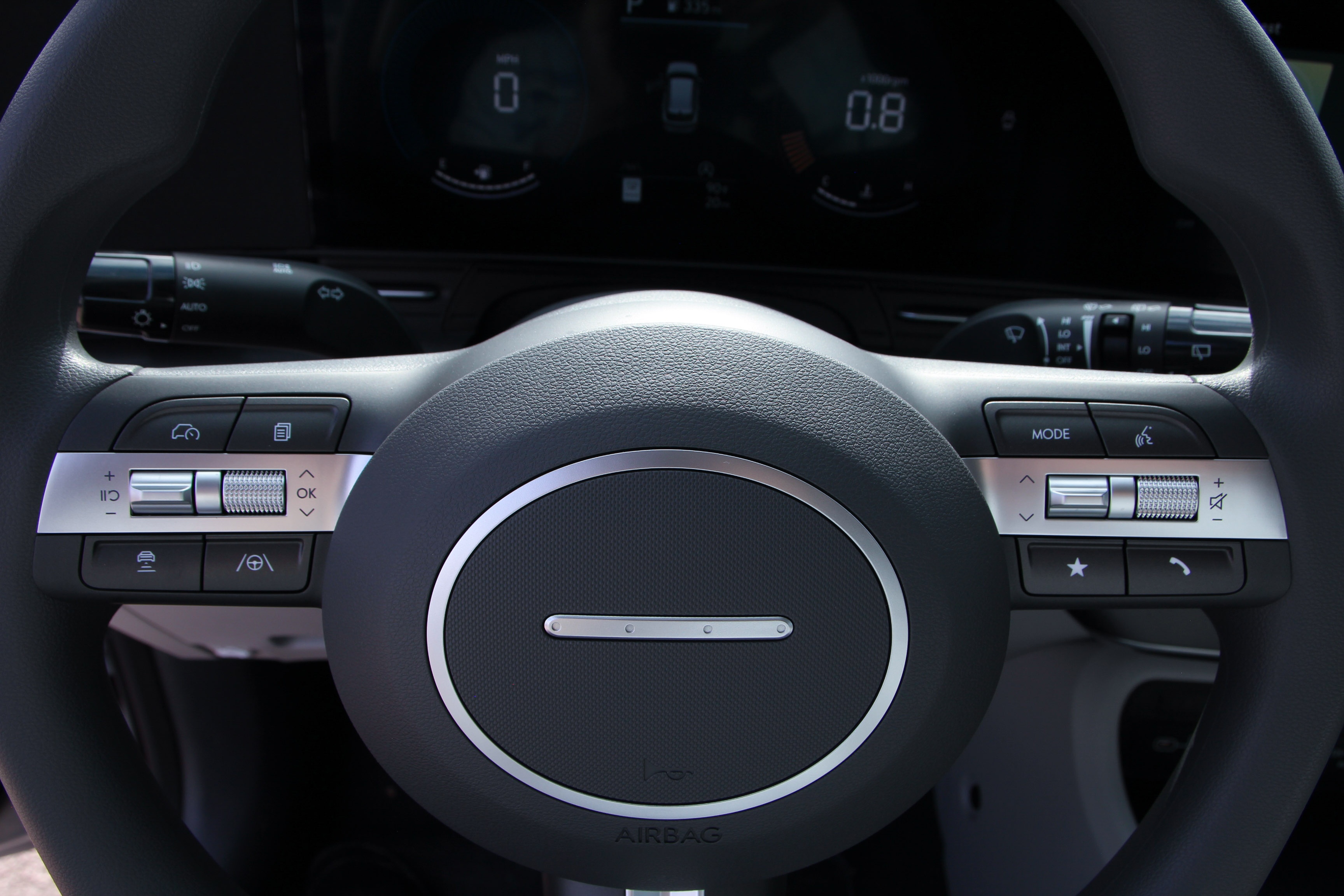 2026 Hyundai Kona SE photo 13