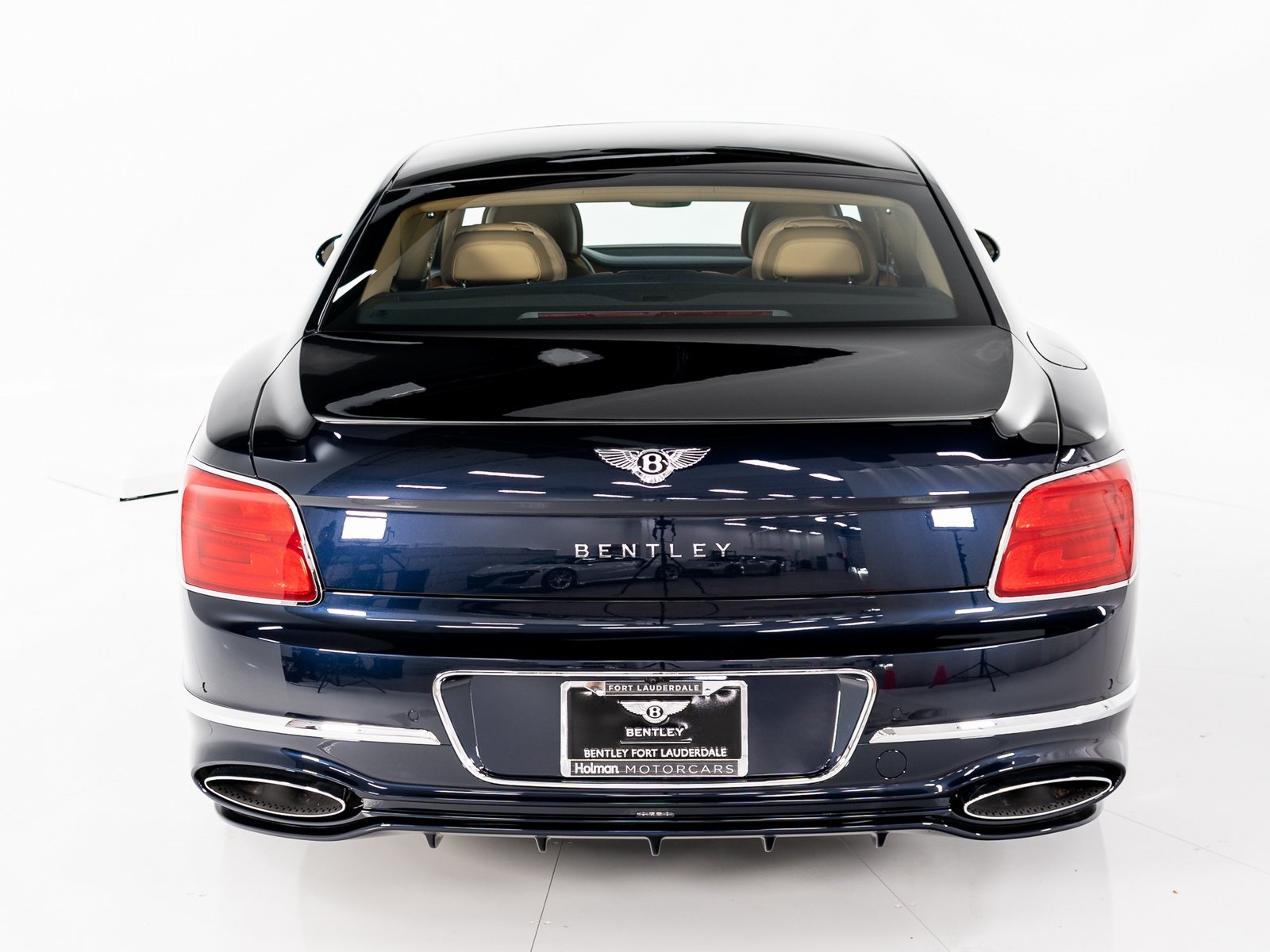 2025 Bentley Flying Spur Mulliner photo 4