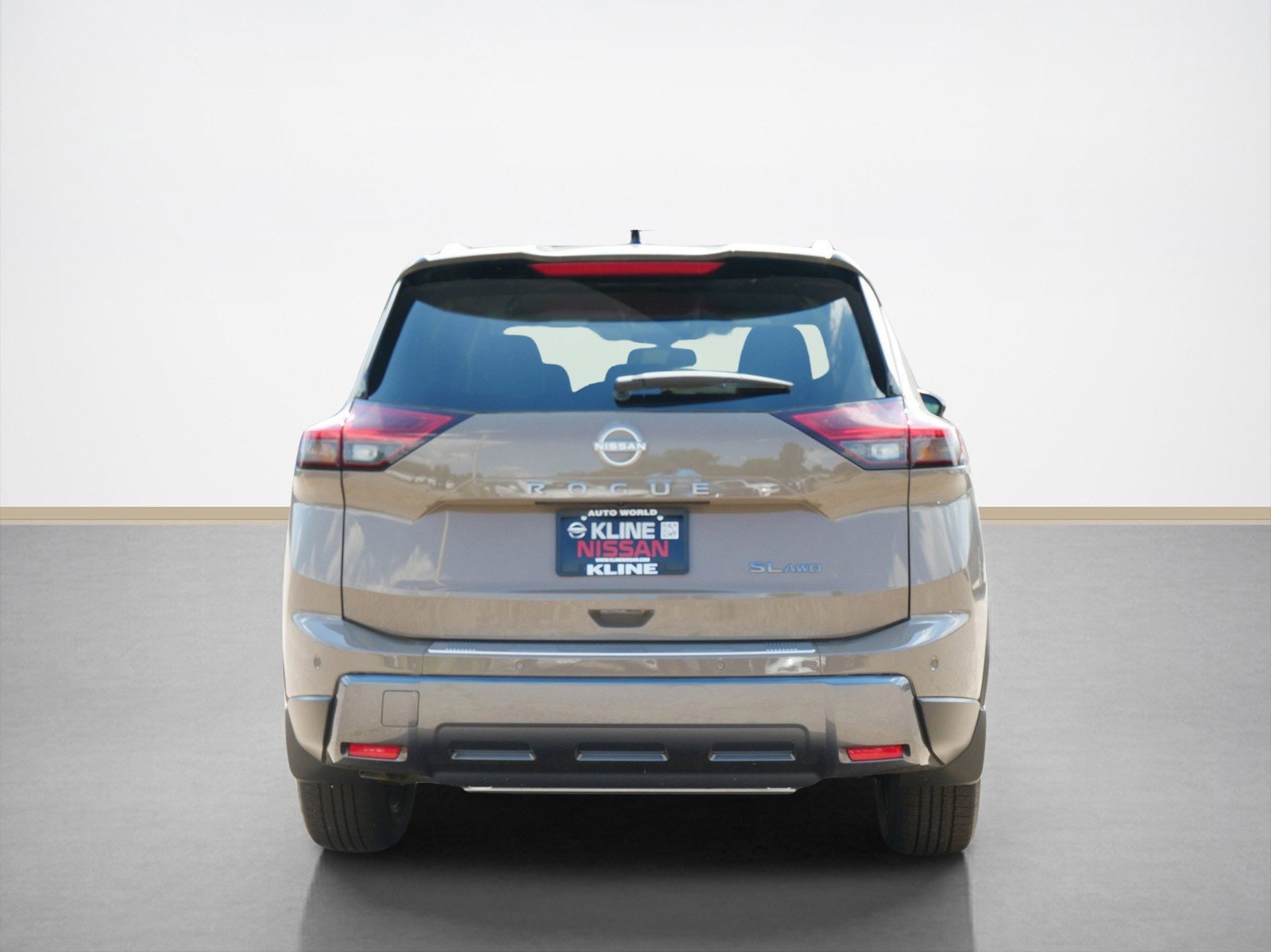 2025 Nissan Rogue SL photo 3