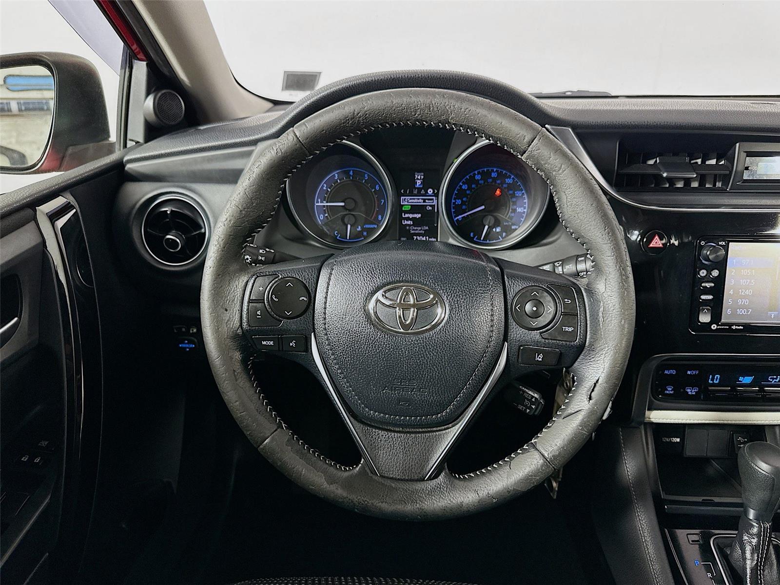 2017 Toyota Corolla iM Base photo 11