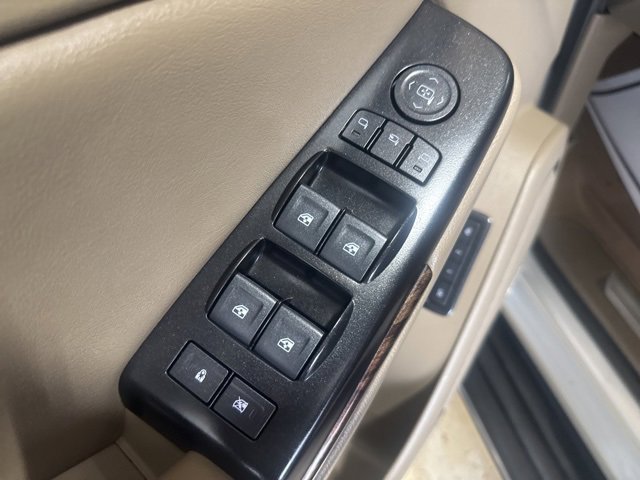 2019 Gmc Yukon XL SLT photo 3