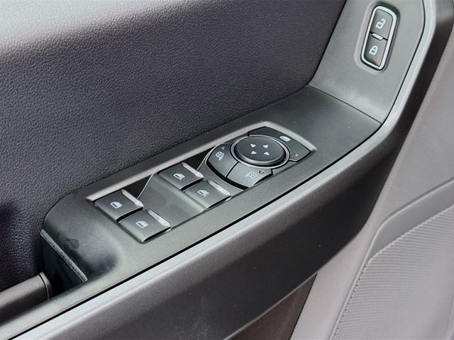 2026 Ford F-250 photo 18