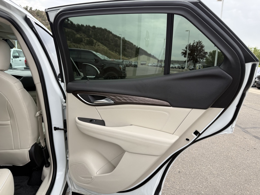 2022 Buick Envision Avenir photo 22