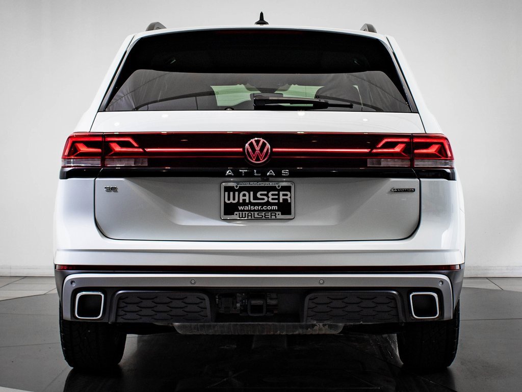 2025 Volkswagen Atlas Peak Edition SE photo 7