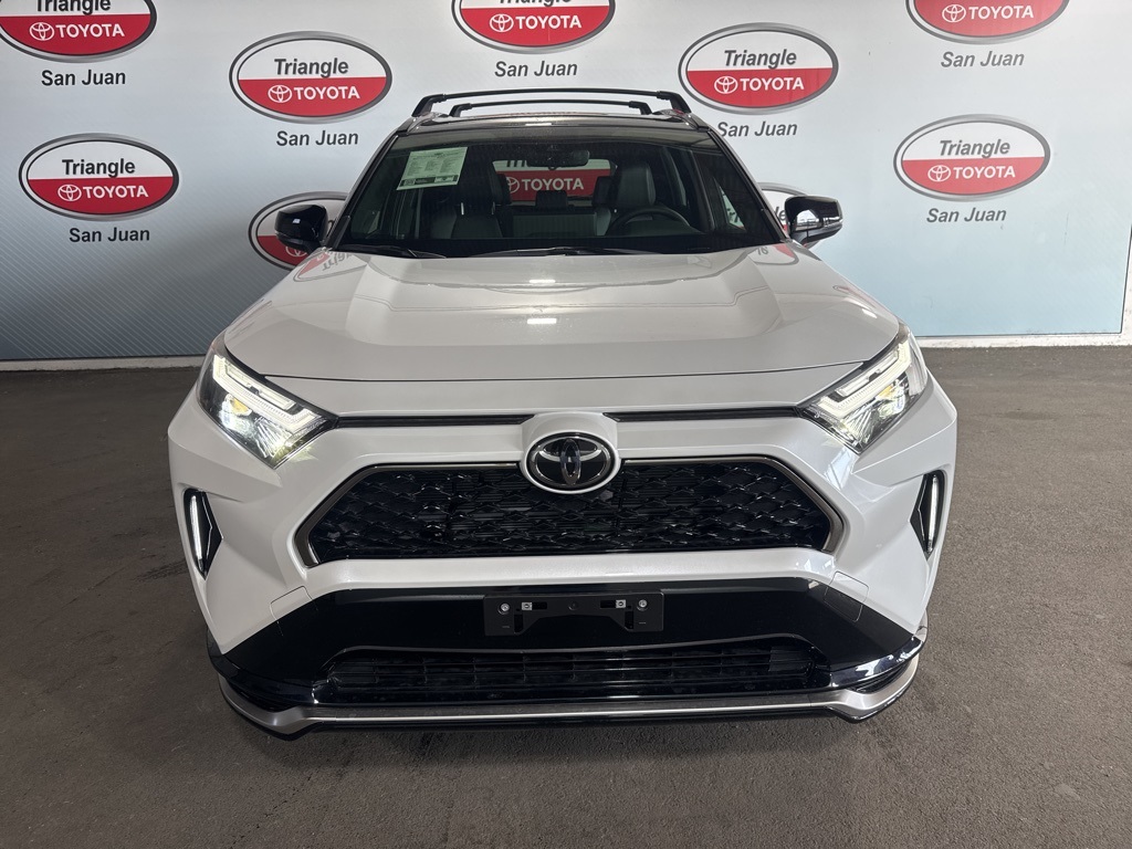 2025 Toyota RAV4 Hybrid XSE photo 2